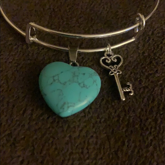 Dangle bracelet - Picture 3 of 3